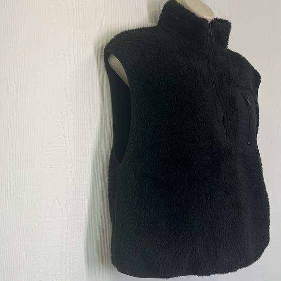 H&M - Black Fleece Half Zip Up Chest Pocket Sleeveless Pullover Vest Size XS - Picture 3 of 10